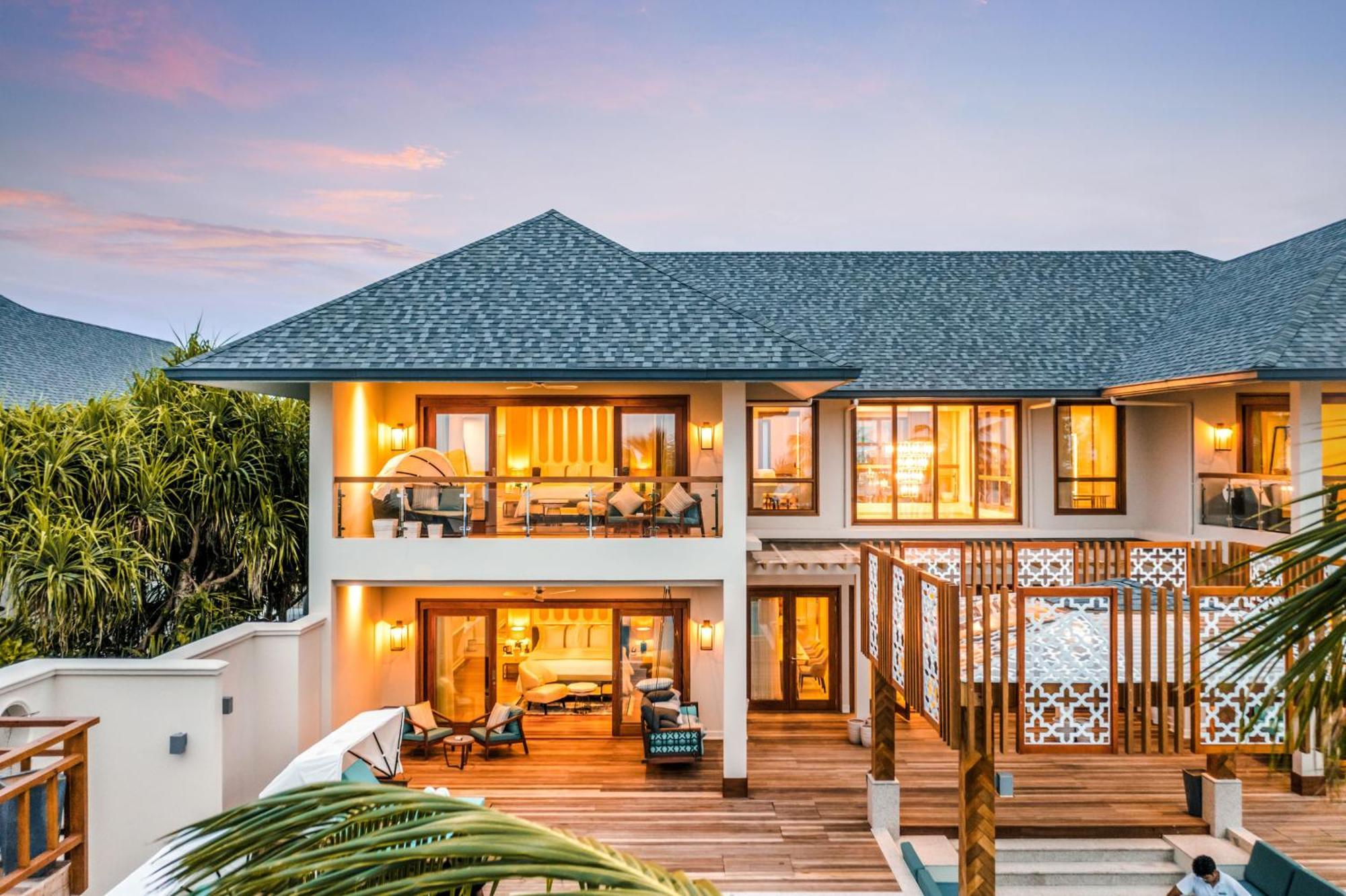 Resort Hideaway &