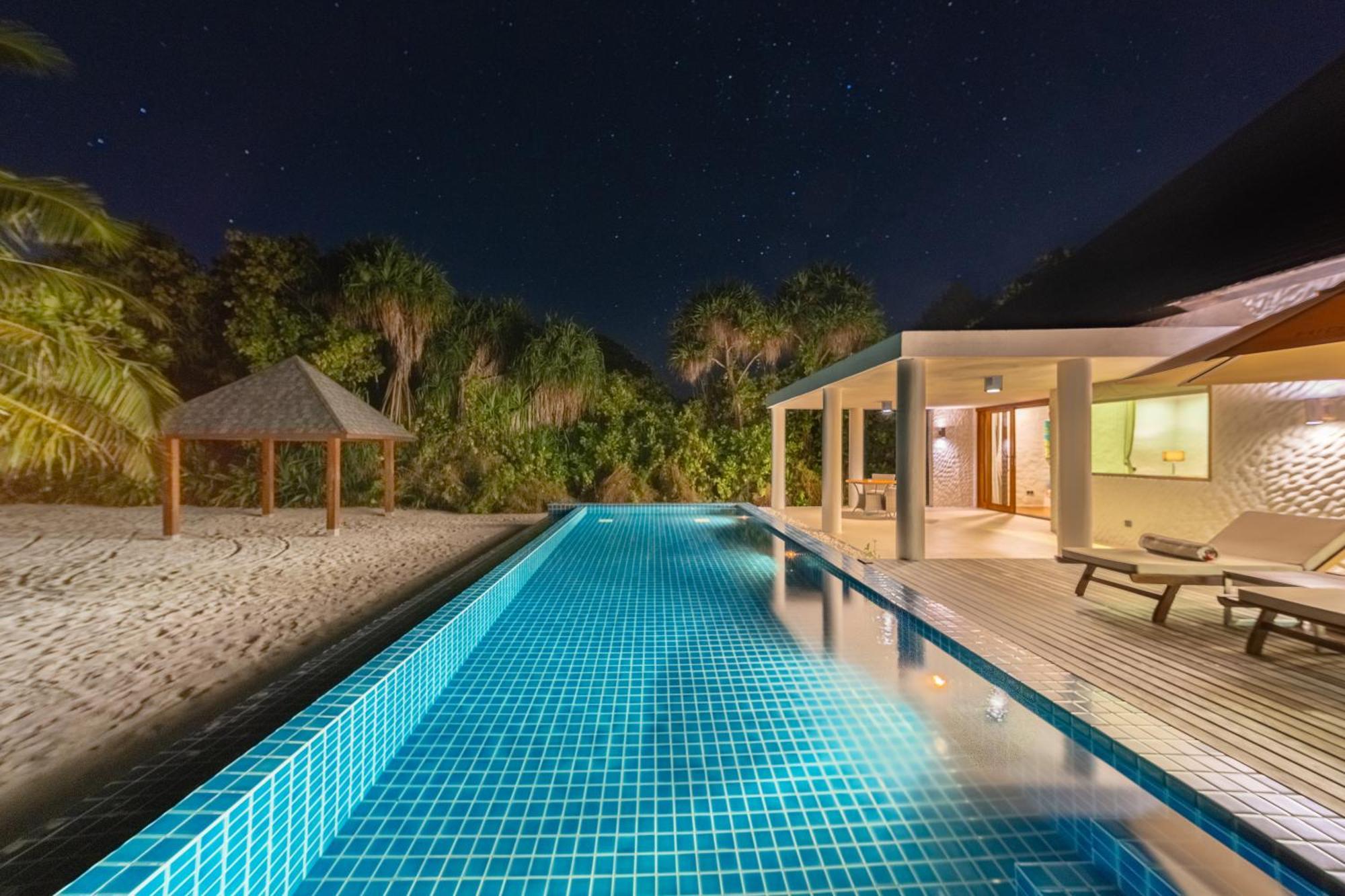 Resort Hideaway & 5*